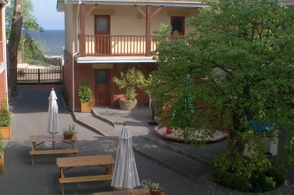 Patio Apartamenty i Pokoje Niechorze Zewnętrze zdjęcie